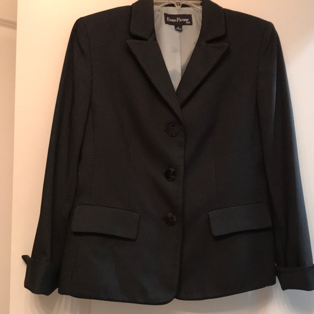 Evan-Picone 2 pc suit- black with blue pattern